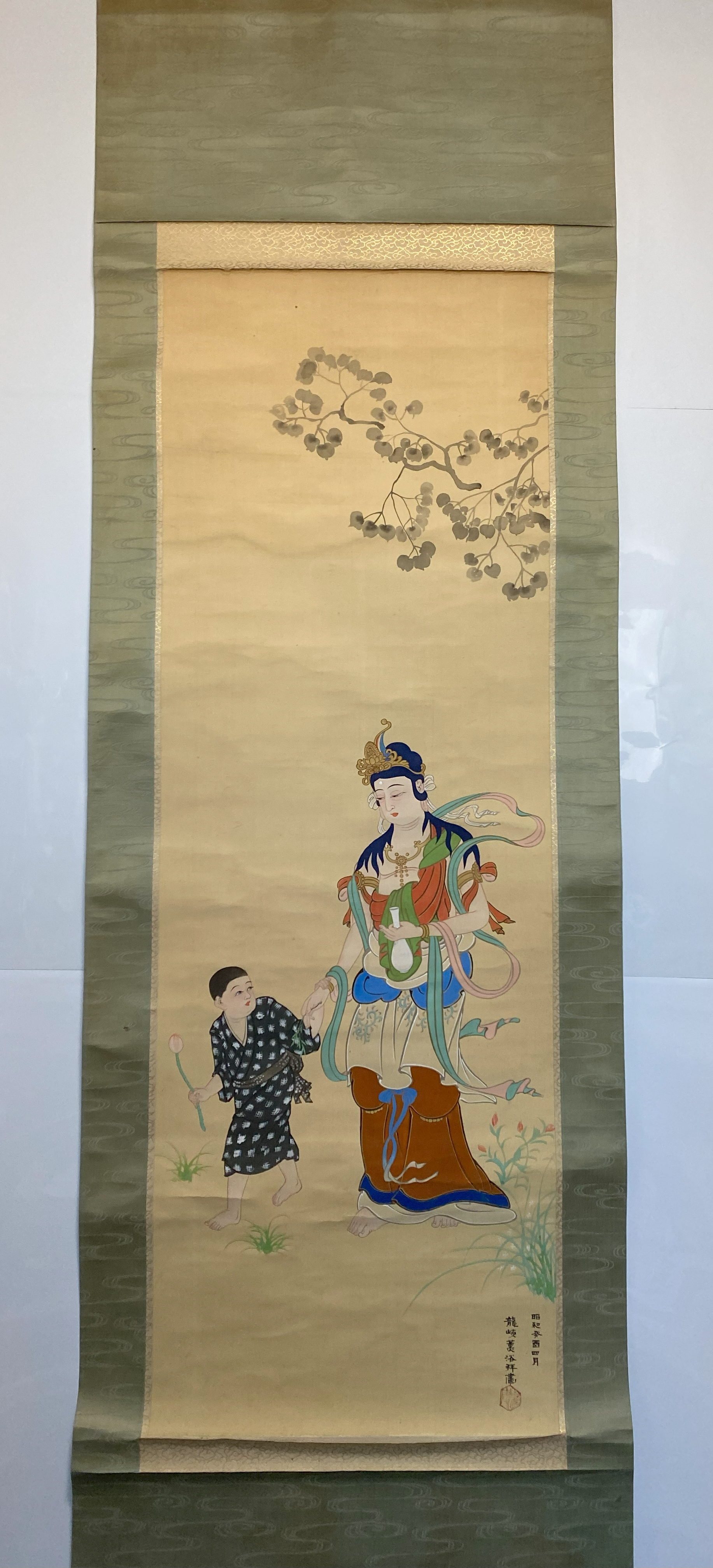 津軽のねぷた絵師　石澤龍峡　絹本肉筆　観音菩薩像　掛軸 津軽のねぷた絵展｜イベントカレンダー｜弘前駅前公共施設 ヒロロ